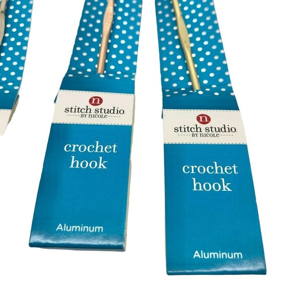 Stitch Studio Crochet Hooks Bundle 4 Various Sizes Aluminum or Steel NEW - Picture 4 of 6